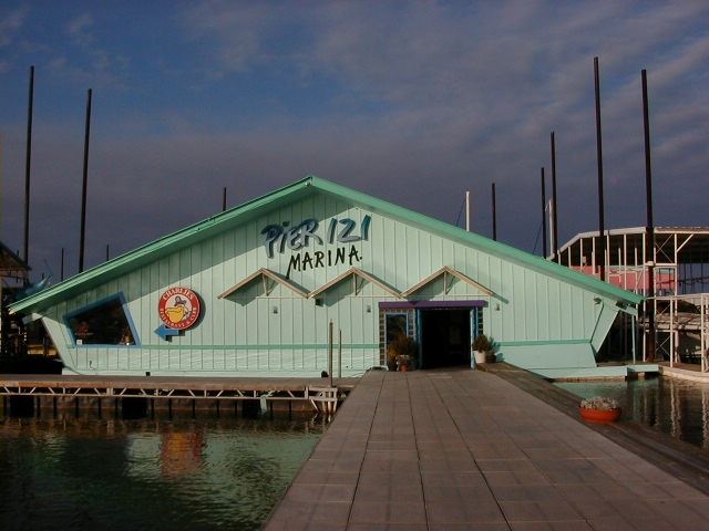 Pier 121 Marina overlooking Lewisville Lake